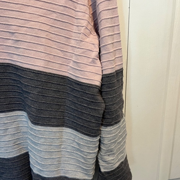 Laura size 3X pullover - Picture 6 of 11